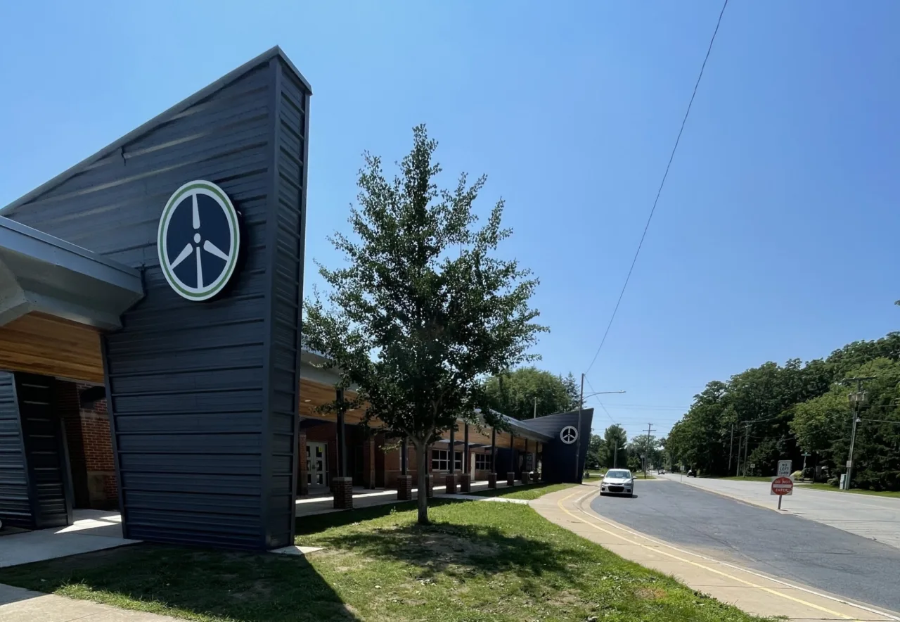 Paramount South Bend exterior